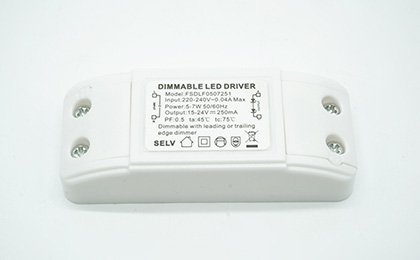 可控硅调光电源外置FSDLF0304481